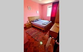 Cozy Apartment 2